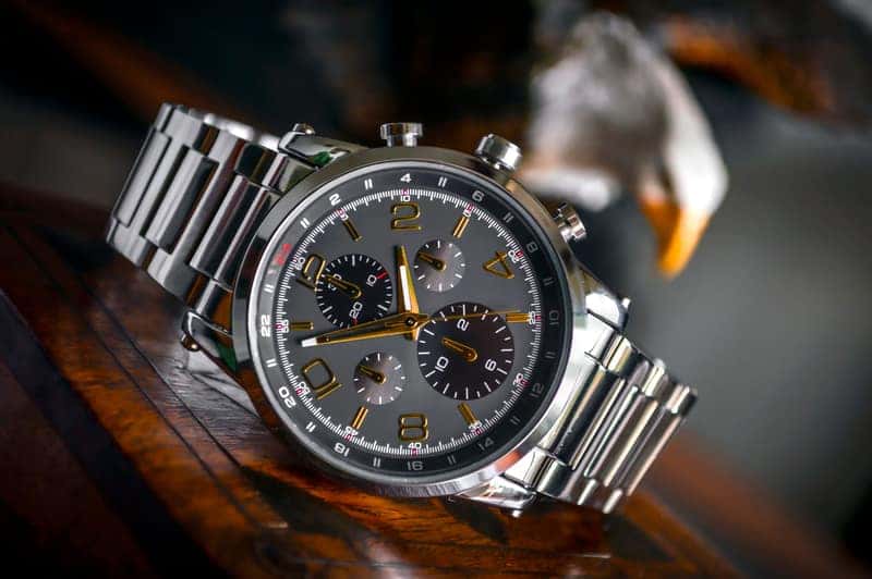 Rosegold Chronograph view 1